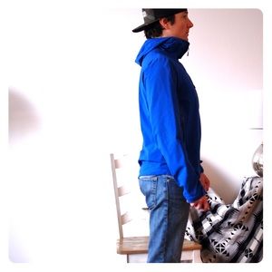 Mountain Hardwear Men’s Stretch Ozonic Jacket.